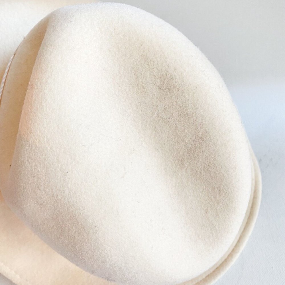 Vintage Eaton's Cream Ivory Bow Feather Detail  Unisex Fedora M - Picture 6 of 8